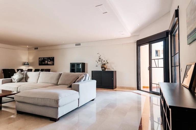 Atico De 4b/4d Mimosas De Banus Appartement *