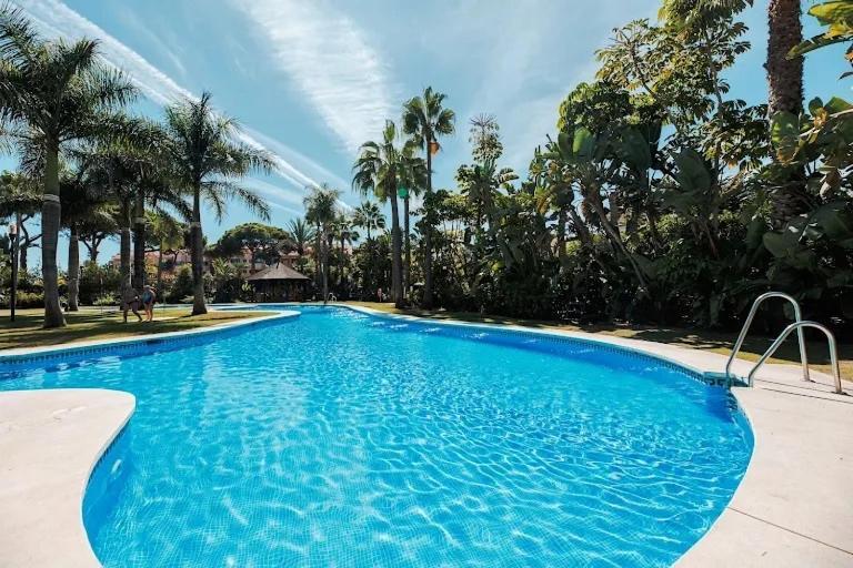 Atico De 4b/4d Mimosas De Banus Appartement